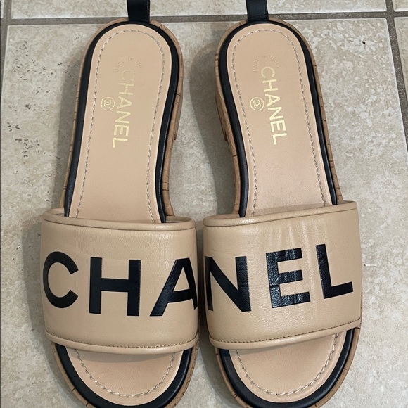 CHANEL Beige Leather Logo Cork Slide Sandals main image 3